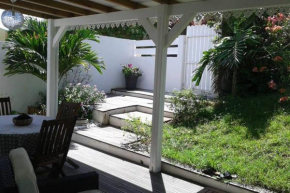 TICASE SOLEIL - F2 tout confort, terrasse, jardin privatif, DIDIER